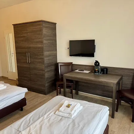 Gaestehaus Hassloch/pfalz Hotel *