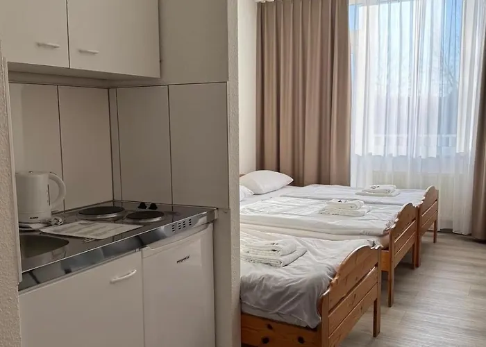 Gaestehaus Hassloch/pfalz Отель *