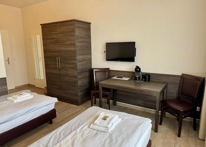 Gaestehaus Hassloch/pfalz ホテル *